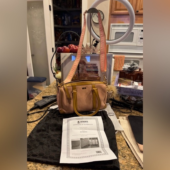 Want to be a Lucky Duck? Join my GiftAwaycongrats  @gabriellelee838 and @jtt1979 - Picture 4 of 15